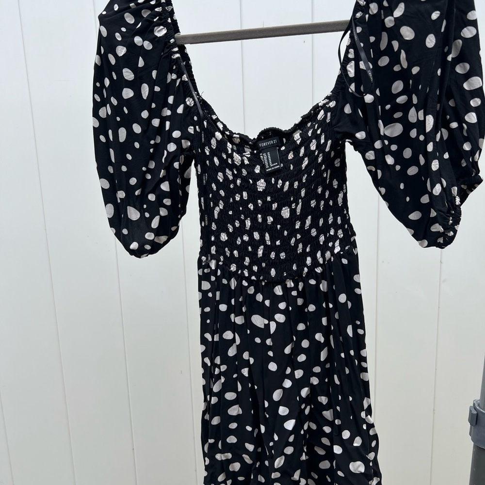 Forever 21 Black and White Bishop Sleeve Sundress
